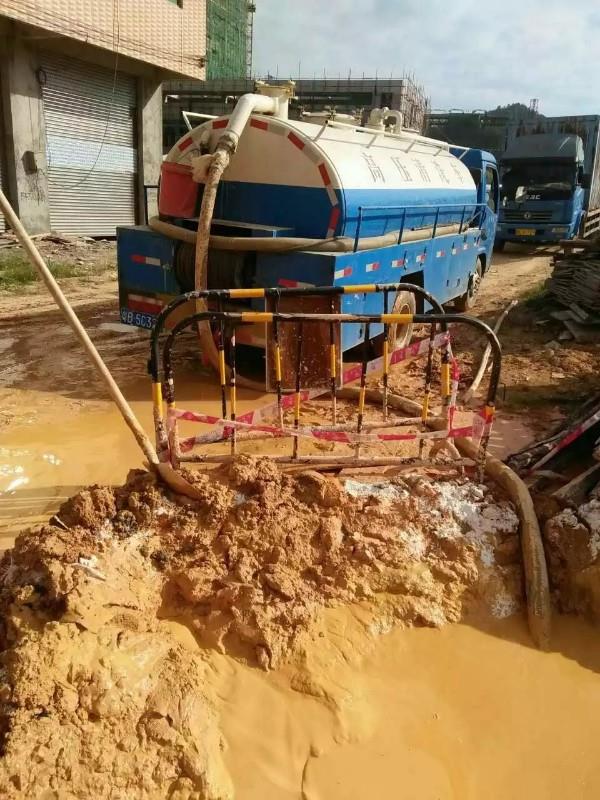 阳江镇工地淤泥清淤