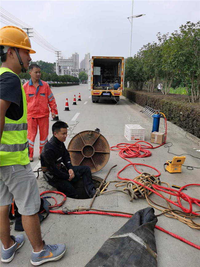 阳江镇翻衬法管道修复技术主要工序